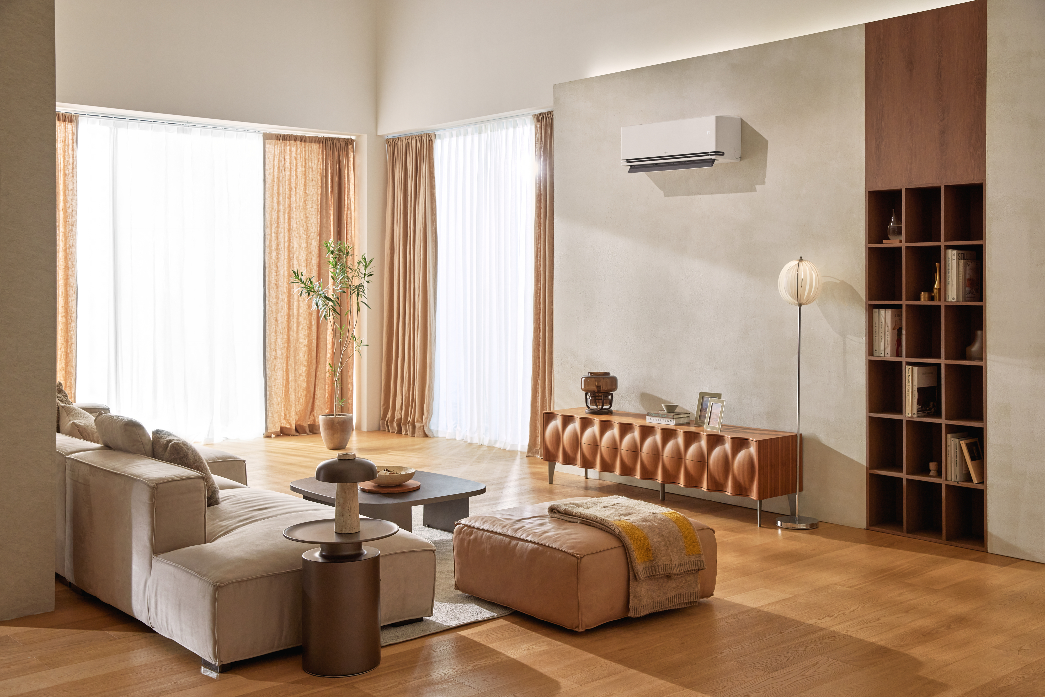 Residential Air Conditioner S3nm091l1ca 2025 White Jpg Lifestyle A02 Without Wind